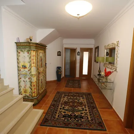 Casa Antonio Villa *